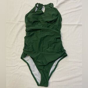 Brand new with tags Green Cupshe swimsuit